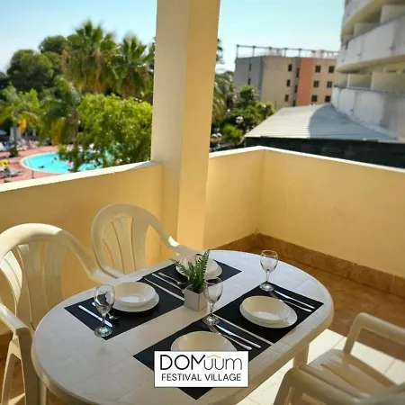 Domuum Holidays - Festival Village Apartment Salou